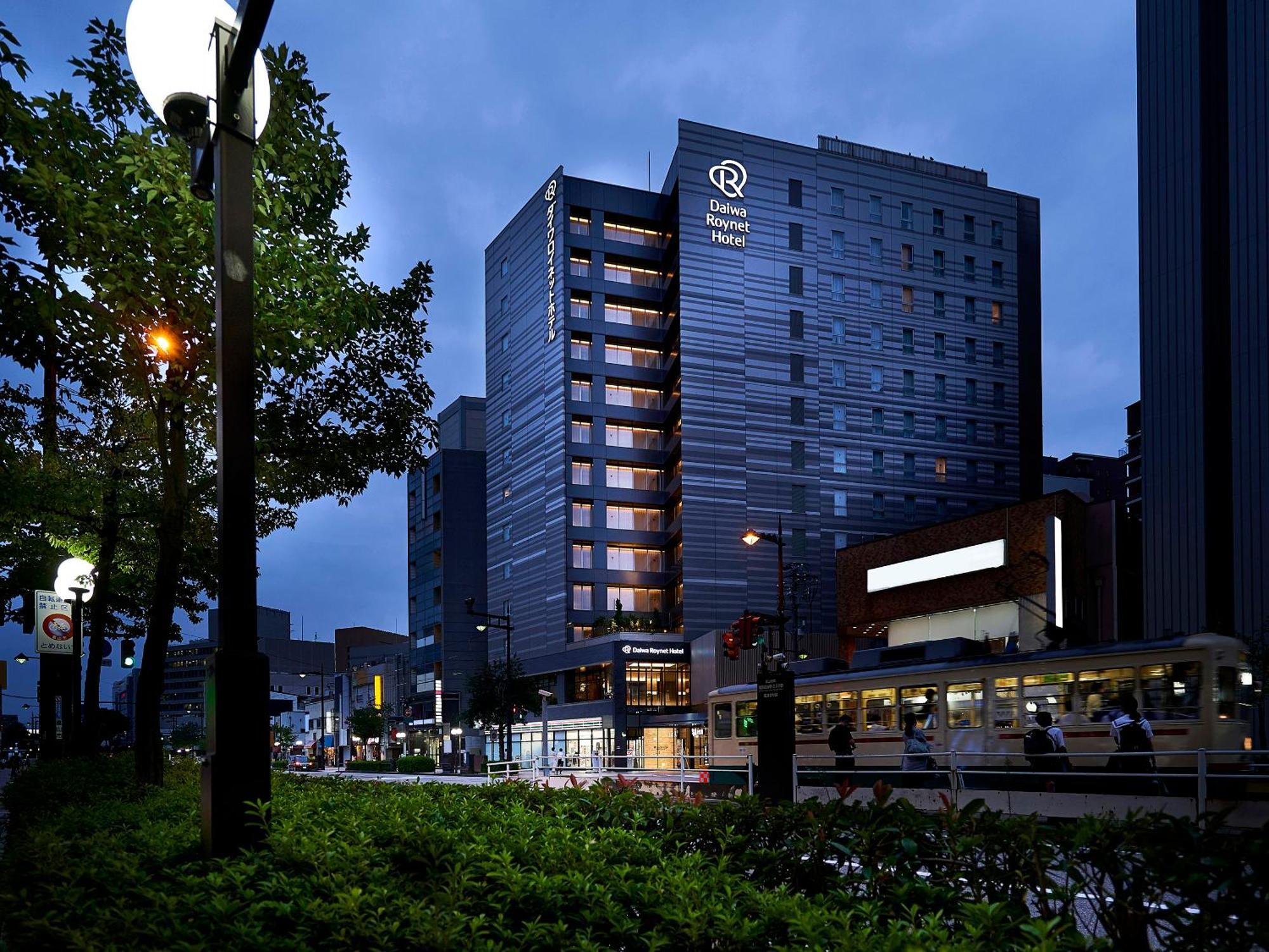 Daiwa Roynet Hotel Toyama-Ekimae Extérieur photo